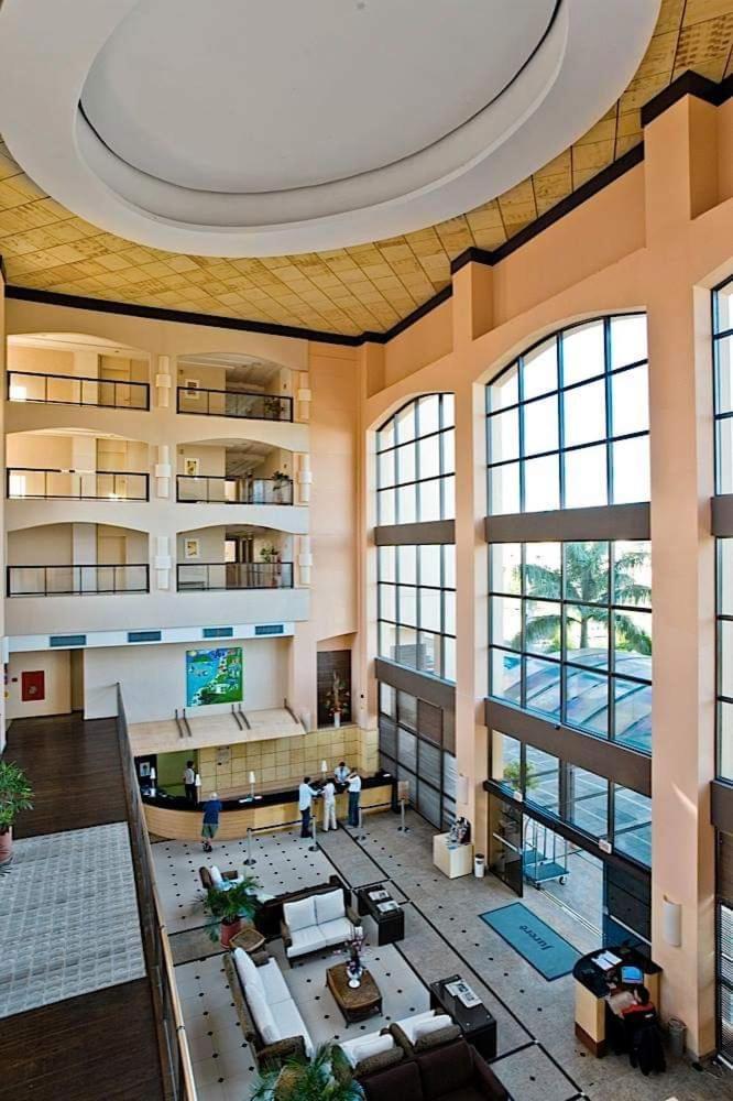Apto Pes Na Areia Em Hotel Jurere Beach Jurere Internacional Florianópolis Exterior foto