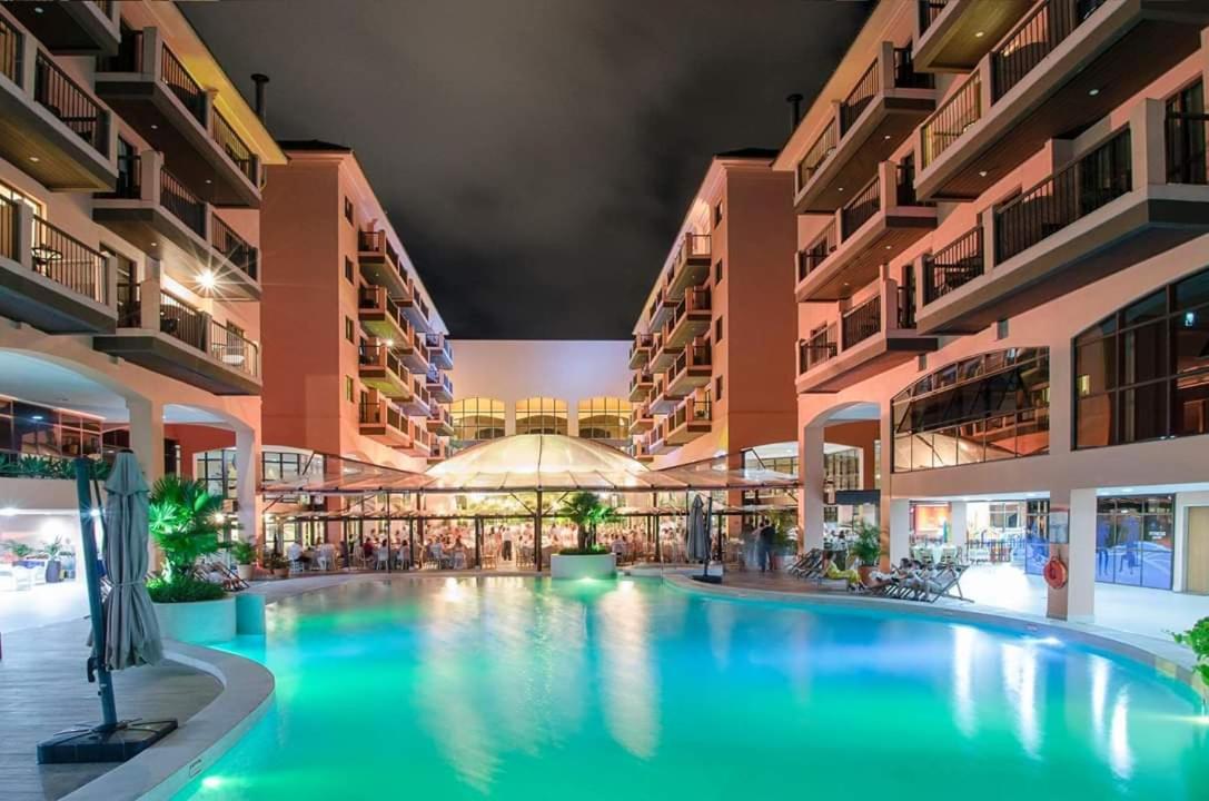 Apto Pes Na Areia Em Hotel Jurere Beach Jurere Internacional Florianópolis Exterior foto