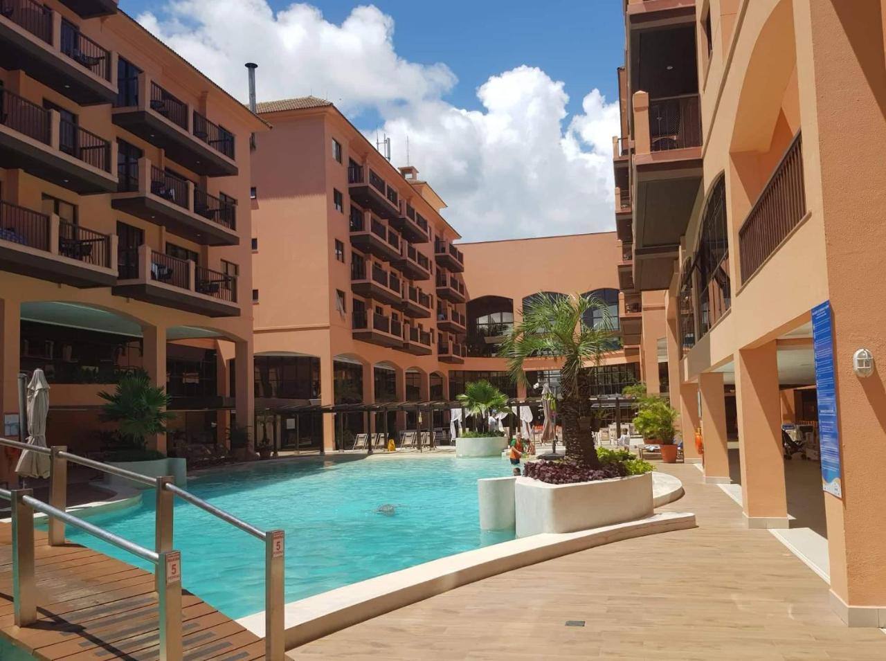 Apto Pes Na Areia Em Hotel Jurere Beach Jurere Internacional Florianópolis Exterior foto